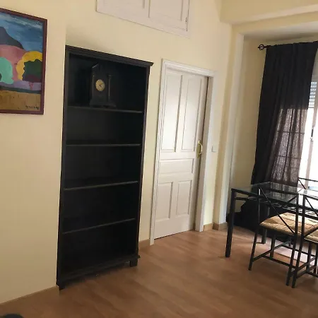 Apartamento C Buen Viaje 5 *